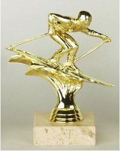 Figurka lyžař sjezdař 18 cm