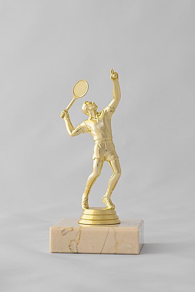 Figurka tenista 25 cm