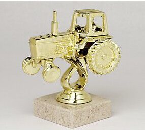 Figurka traktor 12 - 16 cm