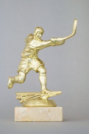 Figurka hokejista útočník 13 - 17 cm - 17 cm