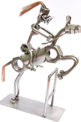 Kovová figurka - Jezdkyně 23 cm