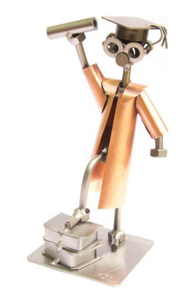Kovová figurka - Absolvent 19 cm