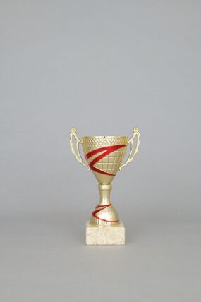 Zlatočervený sportovní pohár s uchy 20 - 32 cm - 20 cm